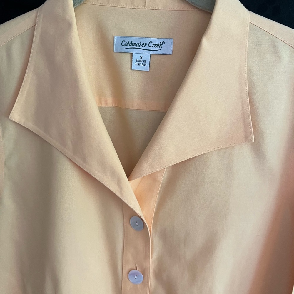 Woman’s small Coldwater Creek button down shirt $19 - Picture 4 of 4
